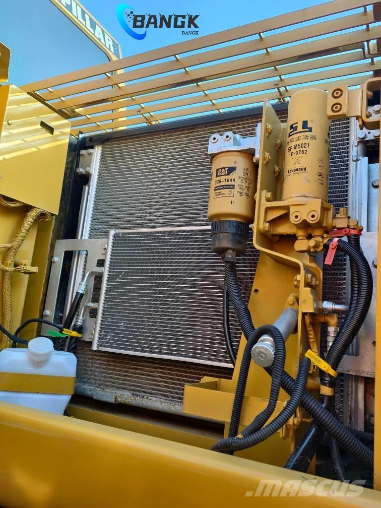 CAT 330 CL Bageri gusjeničari