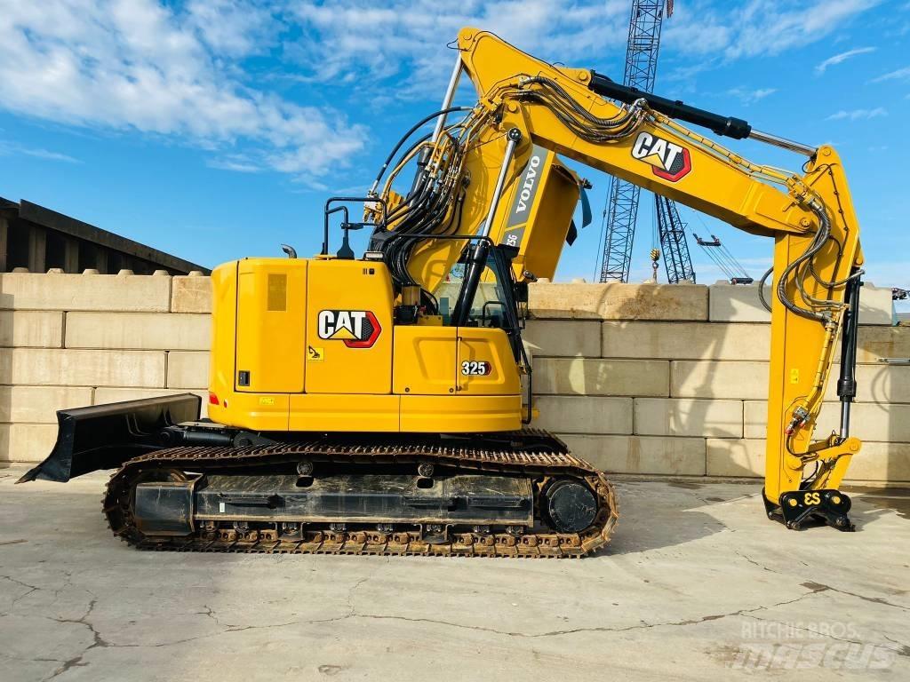 CAT 325 Bageri gusjeničari
