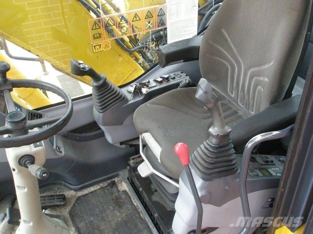 Komatsu PW140-7 Bageri na kotačima