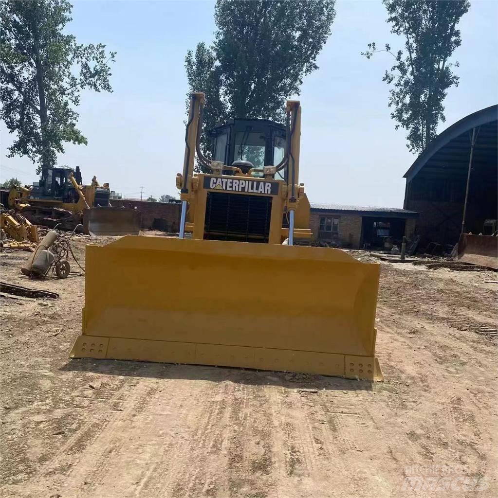CAT D 7 G Buldožeri gusjeničari
