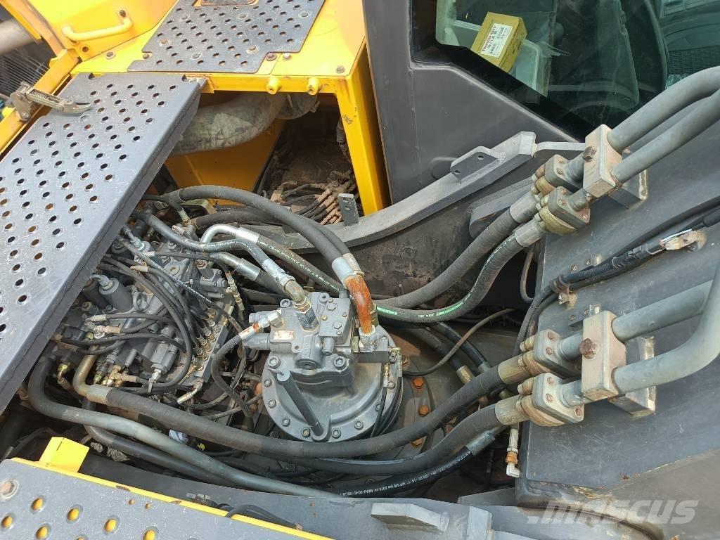 Volvo ec250 Bageri gusjeničari