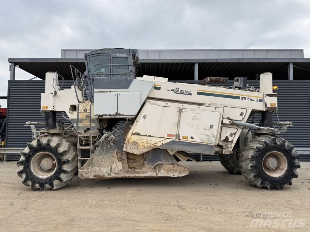 Wirtgen WR 2500S Uređaji za recikliranje asfalta