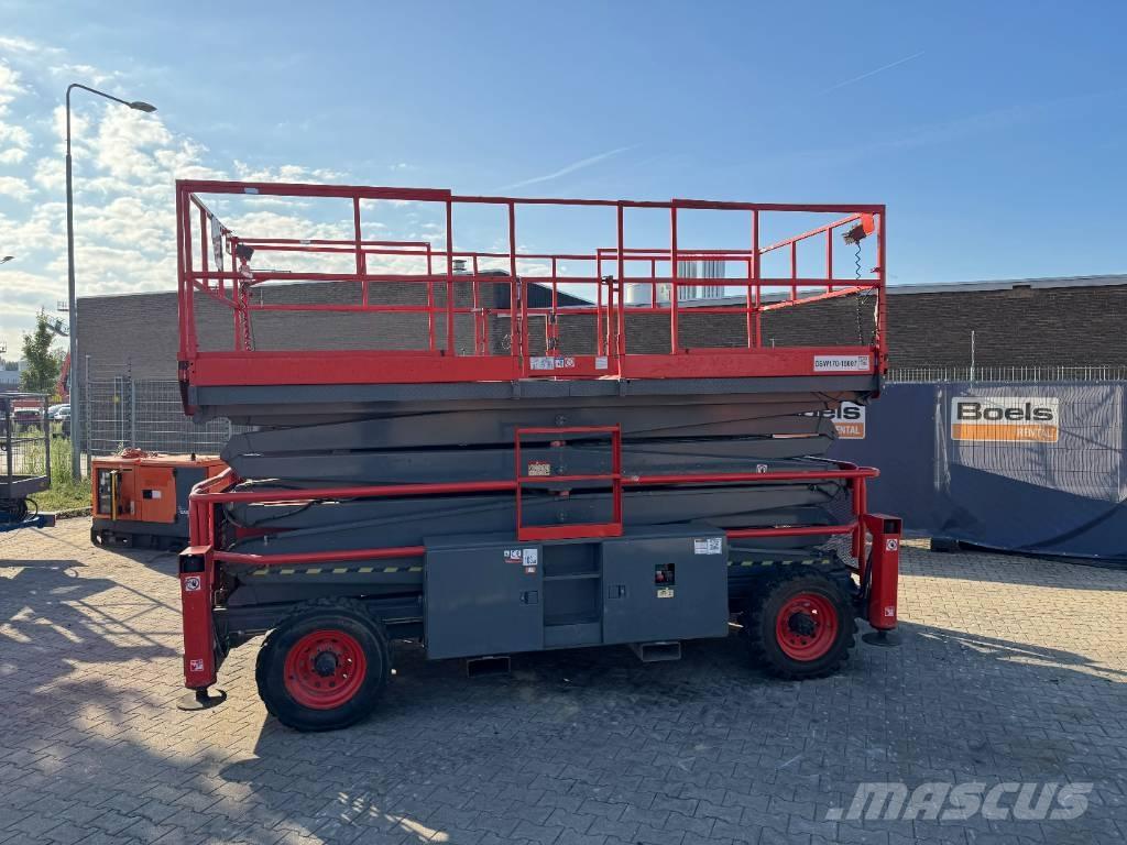 SkyJack 9250RT Škaraste platforme