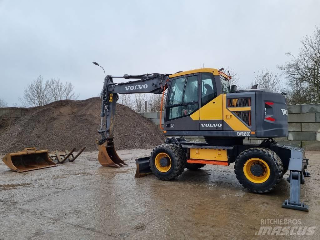 Volvo EWR 150 E Bageri na kotačima