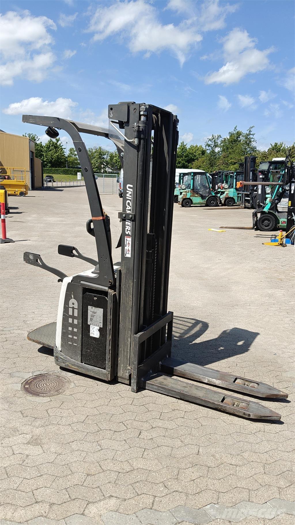 Atlet PSP160 Samopogonski ručni viličari