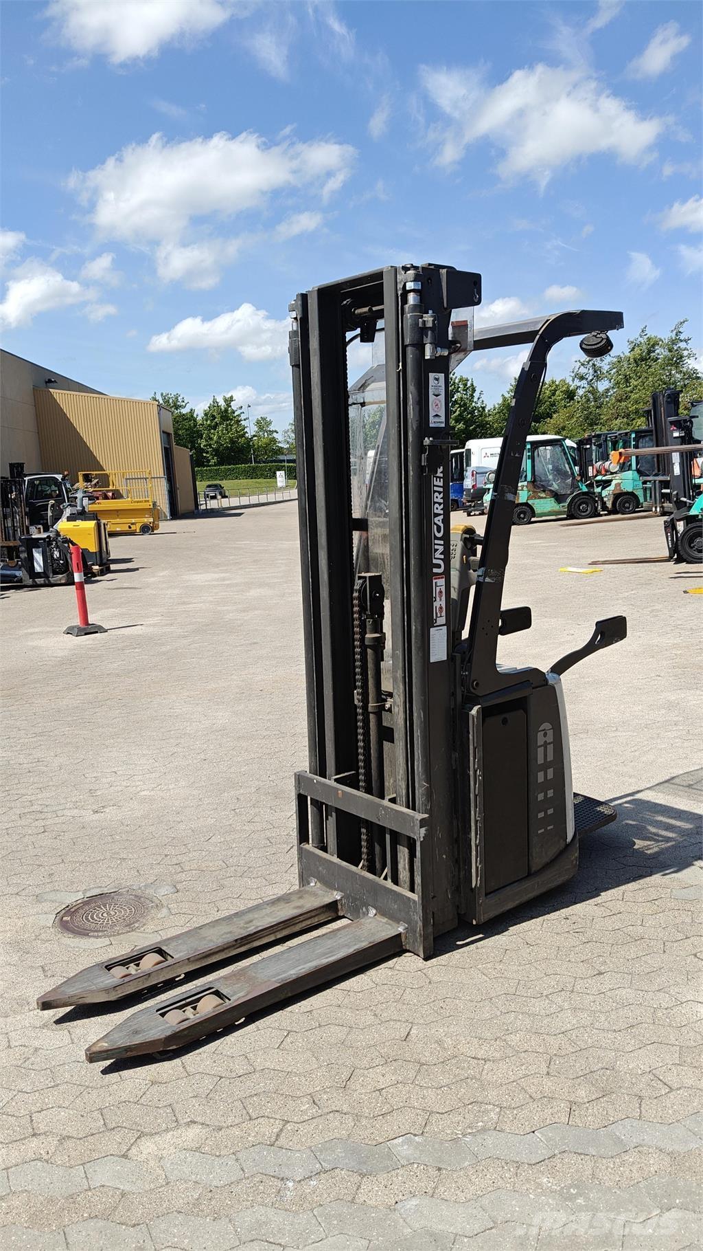 Atlet PSP160 Samopogonski ručni viličari