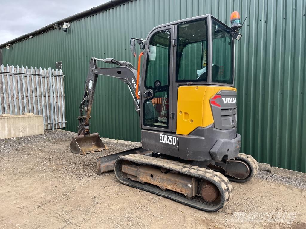 Volvo ECR 25 D Mini bageri <7t