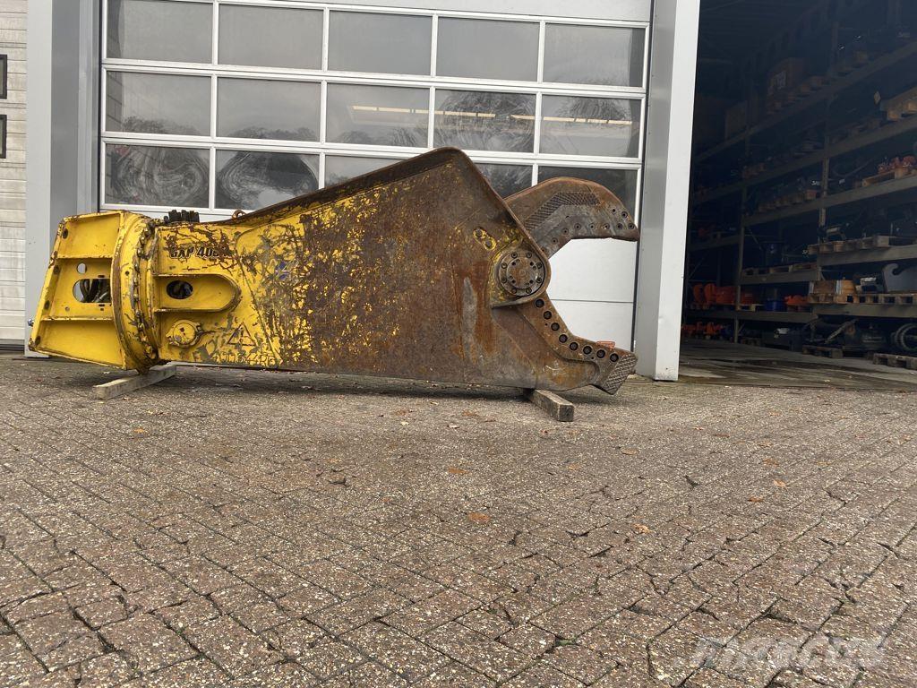 Genesis GXP 400R Škare