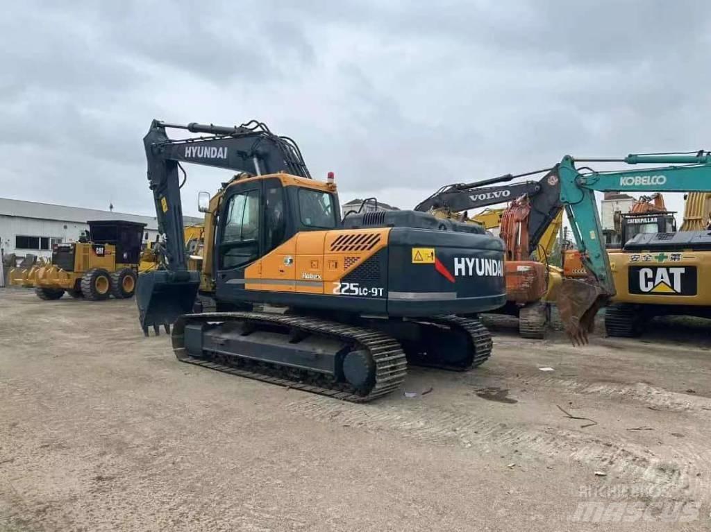Hyundai 225LC-9T Bageri gusjeničari