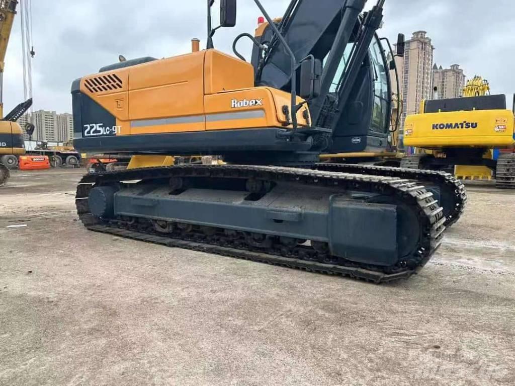 Hyundai 225LC-9T Bageri gusjeničari