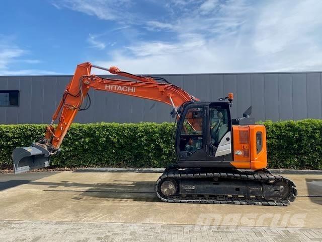 Hitachi ZX 135 US-6 Bageri gusjeničari