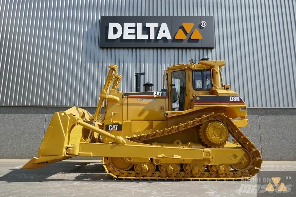 CAT D8N Buldožeri gusjeničari