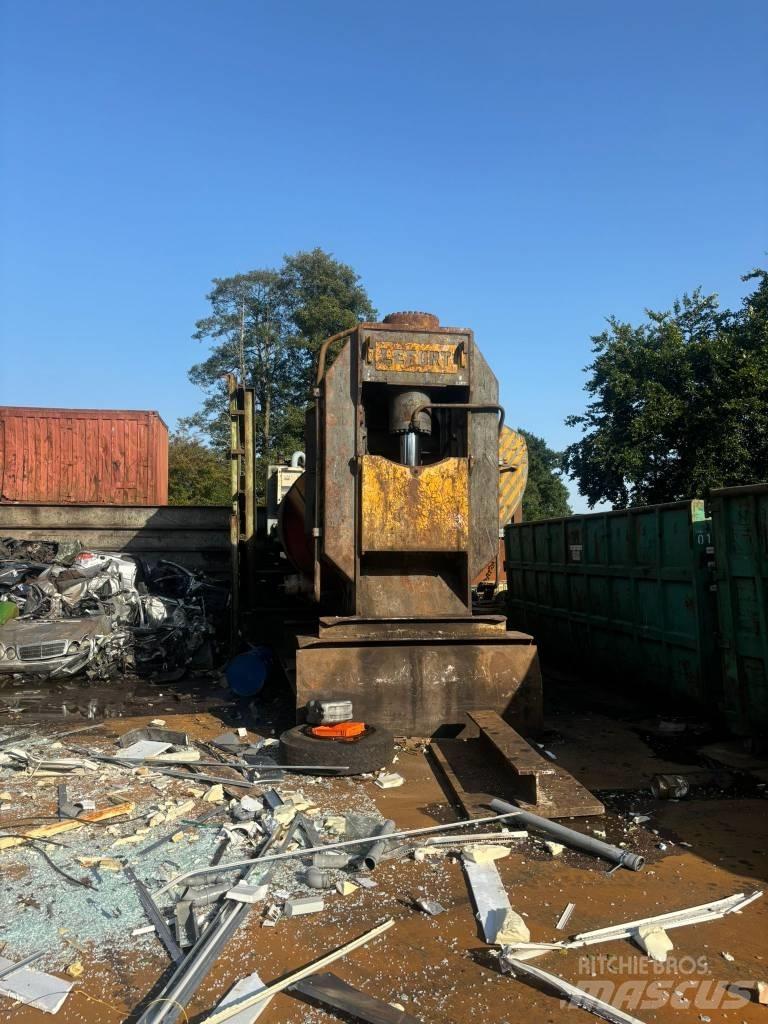 Lefort 400 Uređaji za spremanje otpada