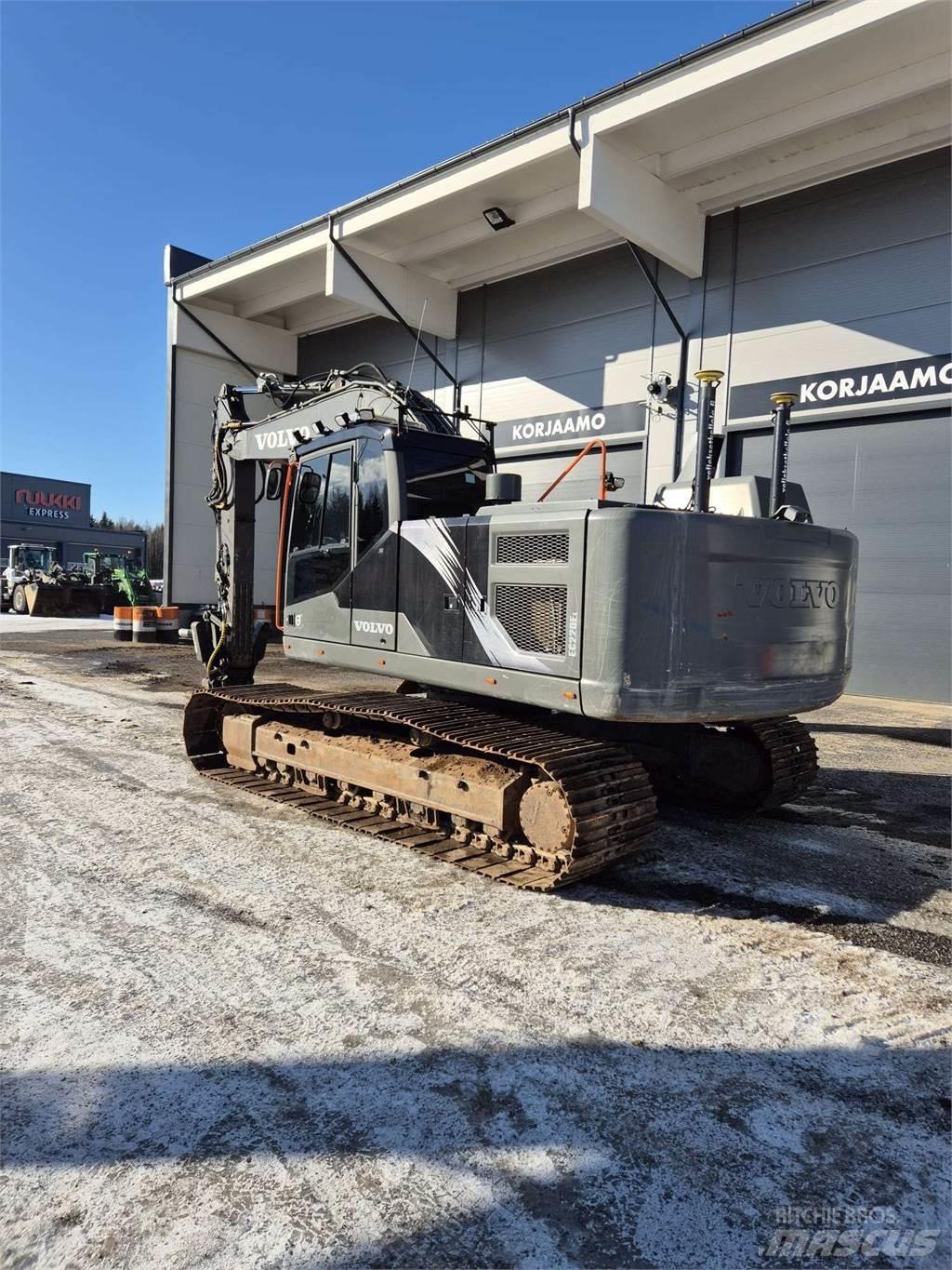 Volvo EC220EL Bageri gusjeničari