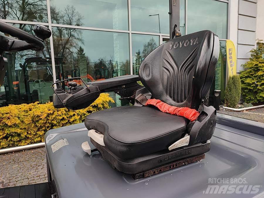Toyota 8FBMT25 Električni viličari