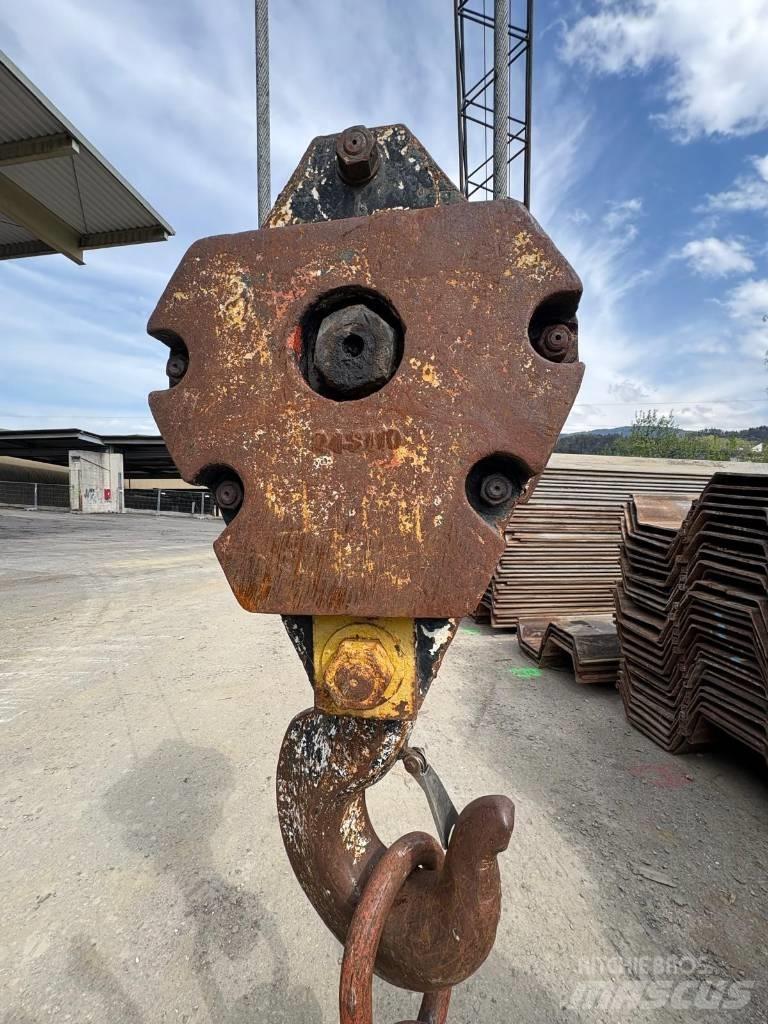 Hitachi KH 180-3 Kranovi sa gusjenicama