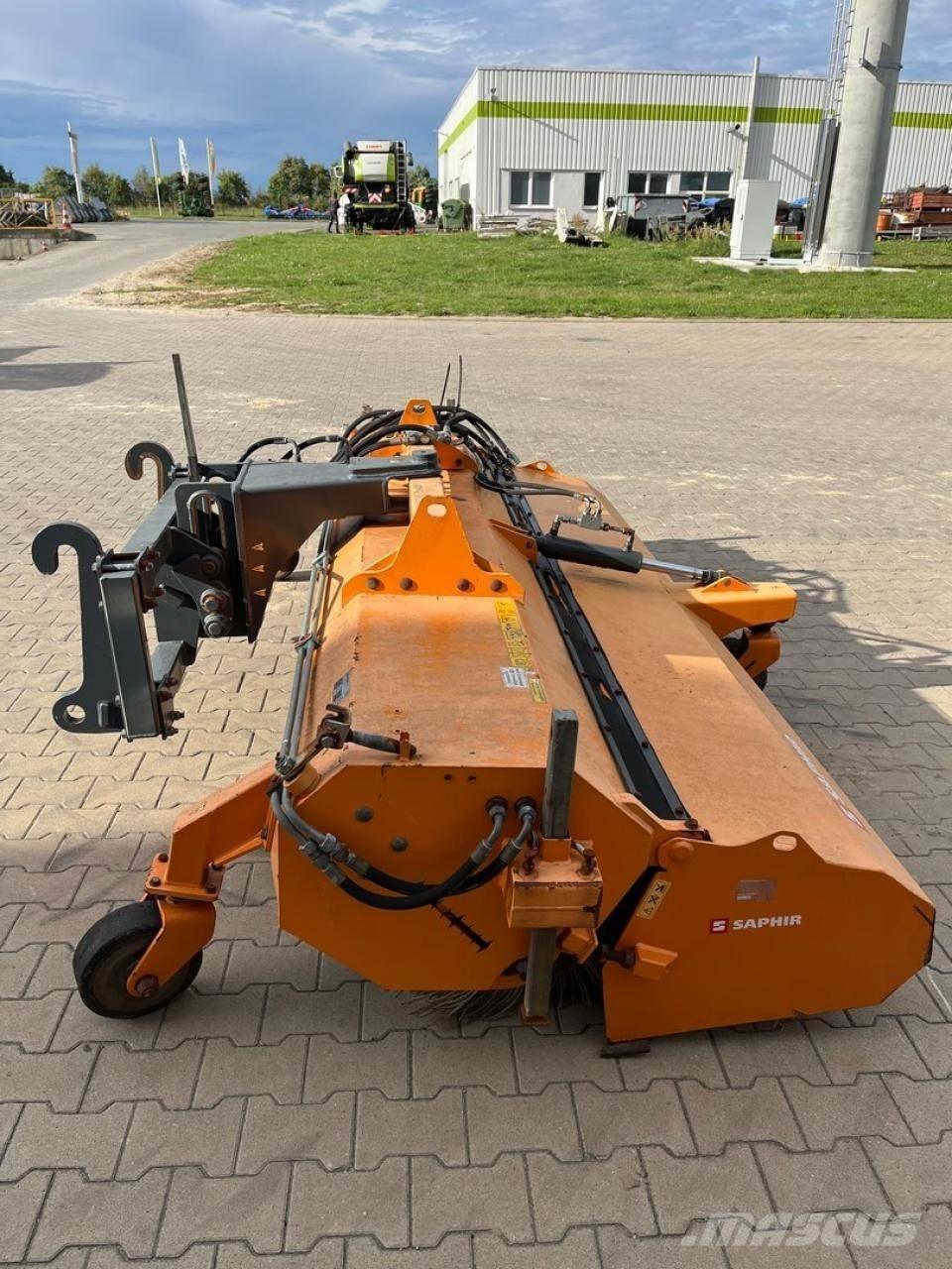 Saphir PKM 29 Strojevi za metenje