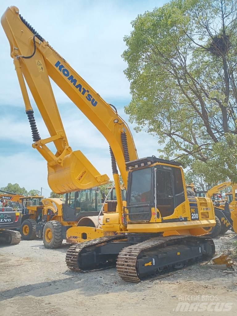 Komatsu PC 200 Bageri gusjeničari