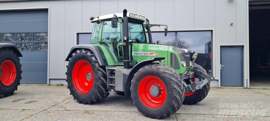 Fendt 820 Vario TMS Traktori