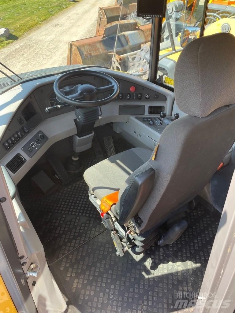 Volvo A30G Zglobni demperi