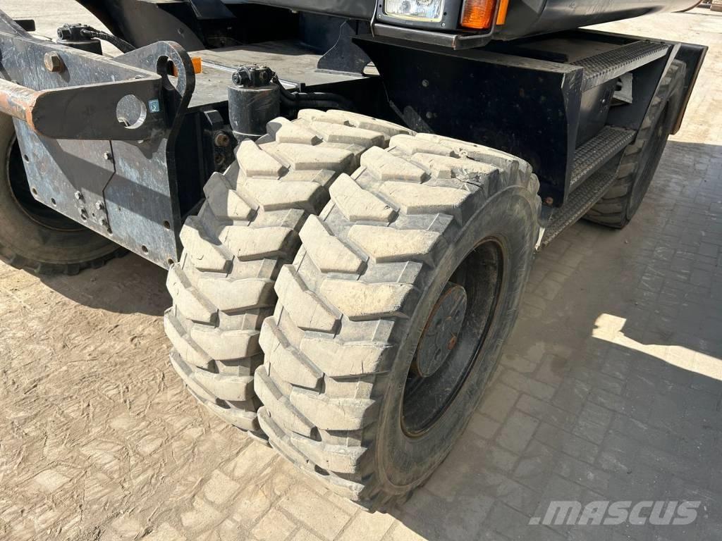 Hitachi ZX 140 W-5B Bageri na kotačima