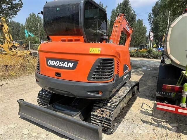 Doosan DX55 Mini bageri <7t