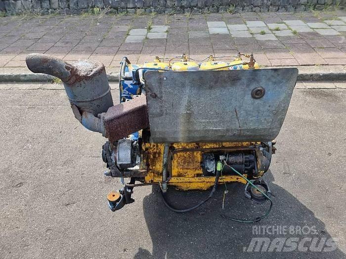  Engines F4L912 Druge komponente