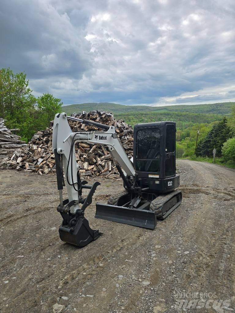 Bobcat E 32 Mini bageri <7t