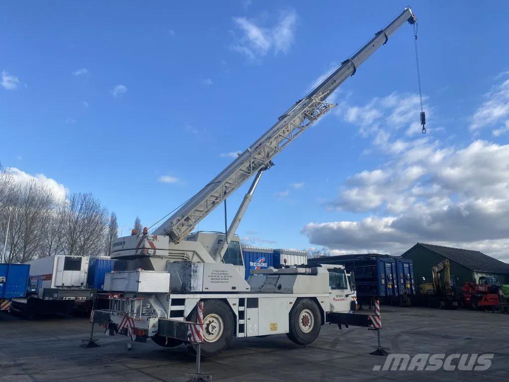 Liebherr LTM1030 Rabljene dizalice za težak teren