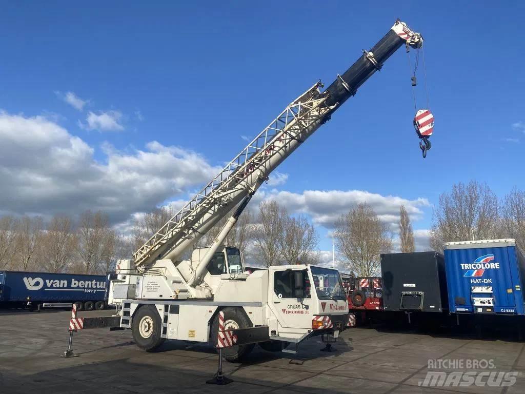 Liebherr LTM1030 Rabljene dizalice za težak teren