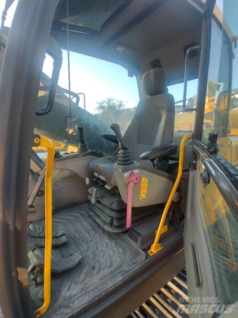 Volvo EC380DL Bageri gusjeničari