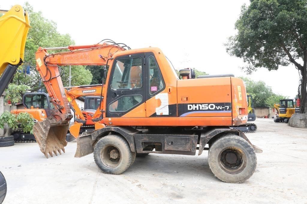 Doosan DH 150 W-7 Bageri na kotačima