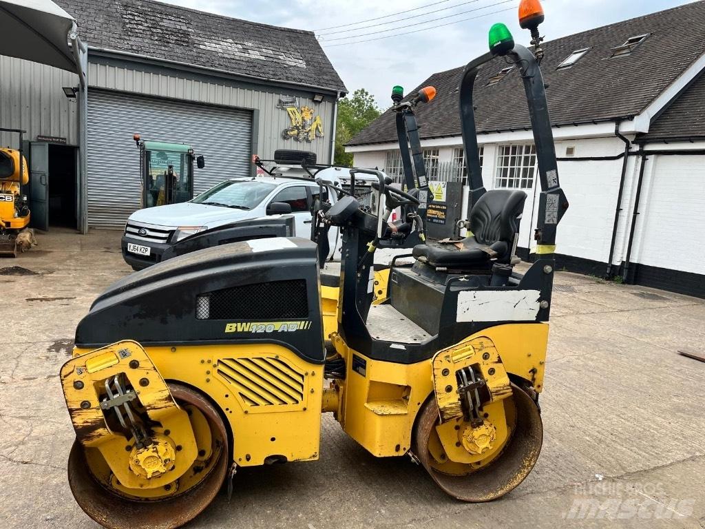 Bomag BW 120 AD-4 Valjci sa dvojnim bubnjem