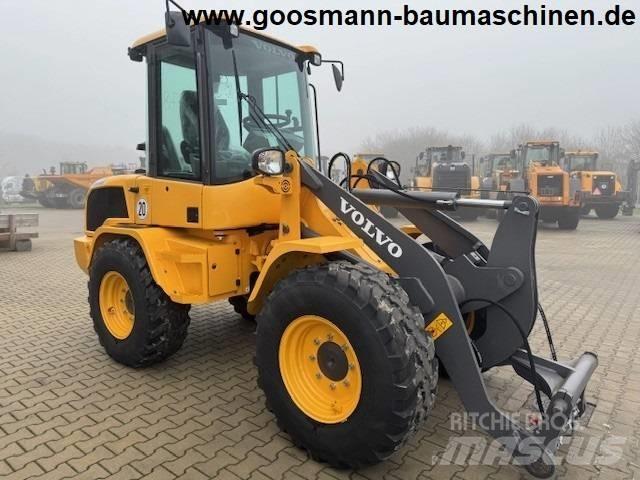 Volvo L 30 G Utovarivači na kotačima