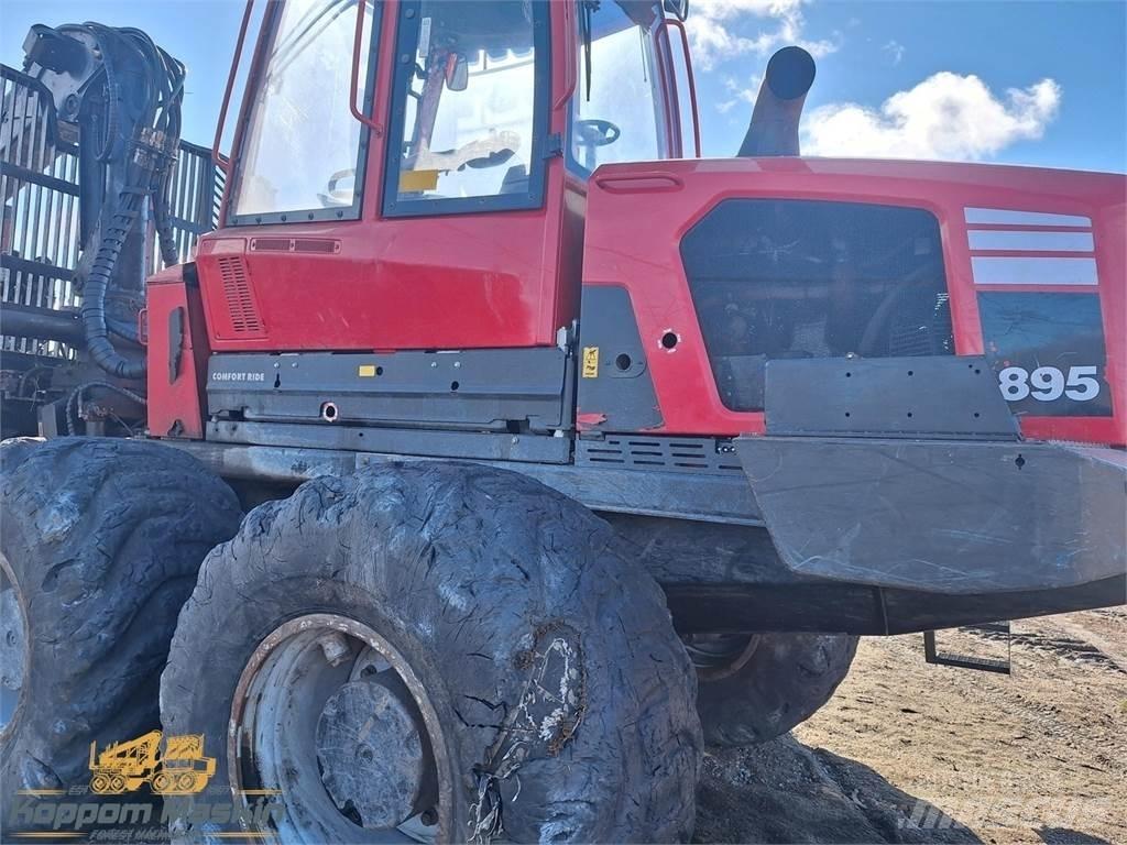 Komatsu 895 Harversteri
