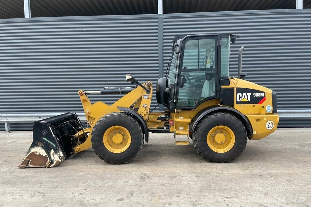 CAT 908M Utovarivači na kotačima