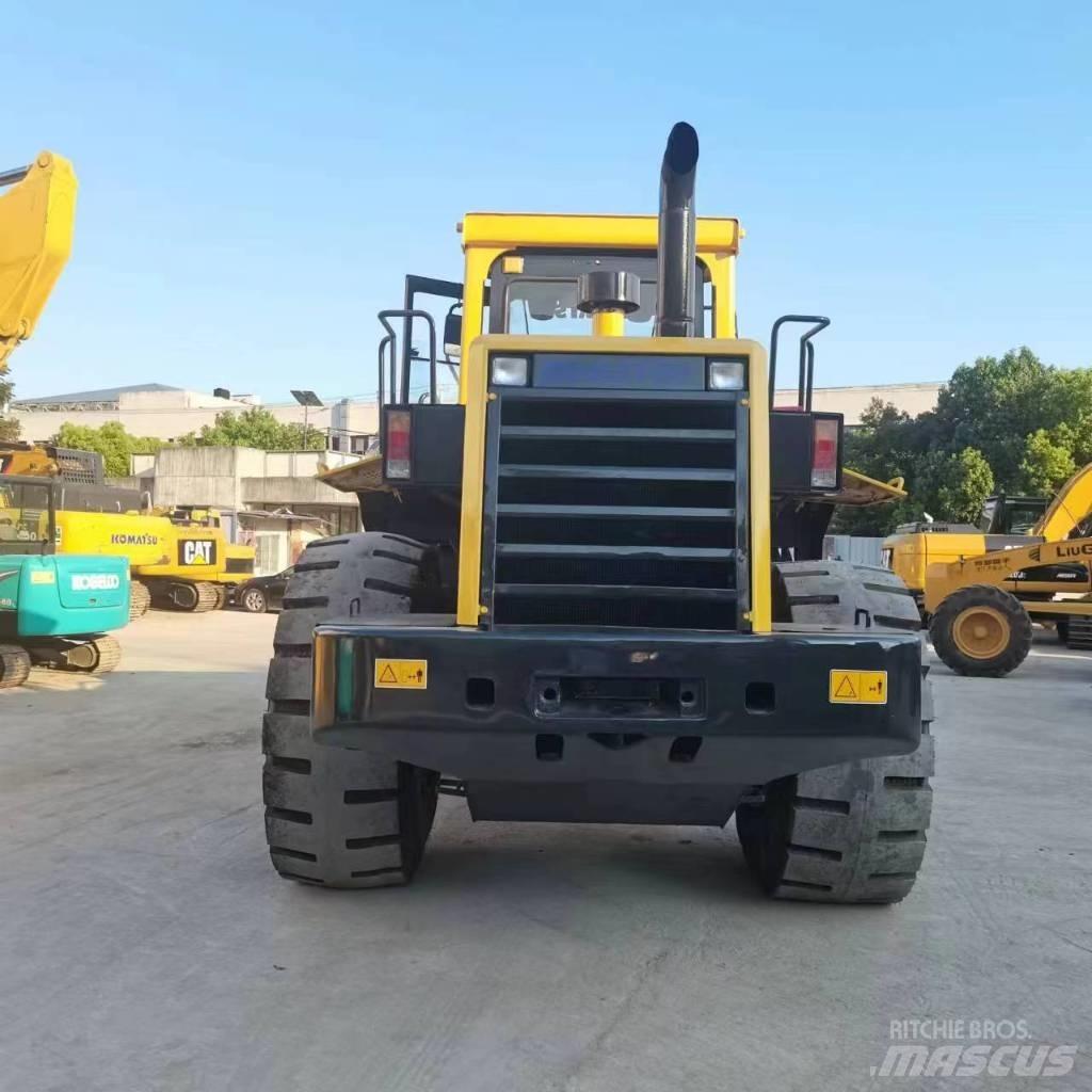 Komatsu WA 320-5 Utovarivači na kotačima