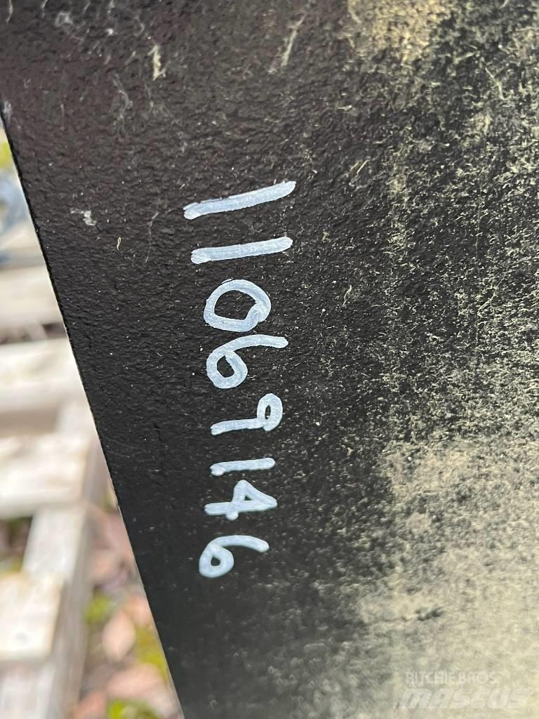JCB Pin & Cone Forks Ostala oprema za utovarivanje i kopanje