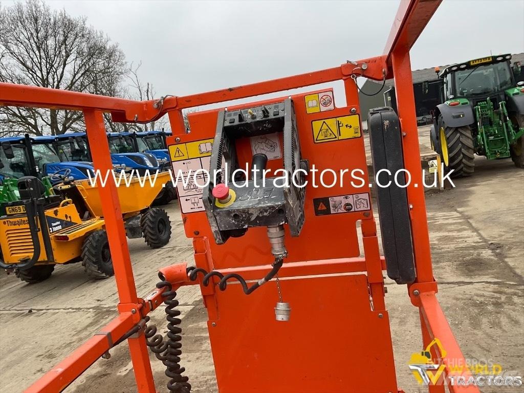 JLG 1930 ES Škaraste platforme