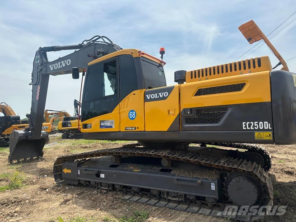Volvo EC 250 D Bageri gusjeničari