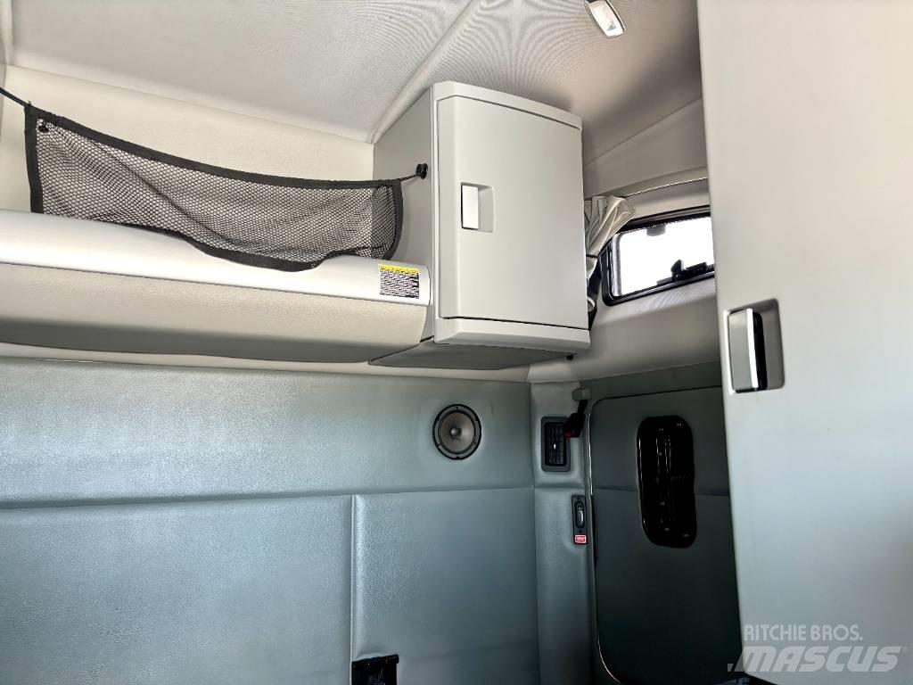 Kenworth T 880 Traktorske jedinice