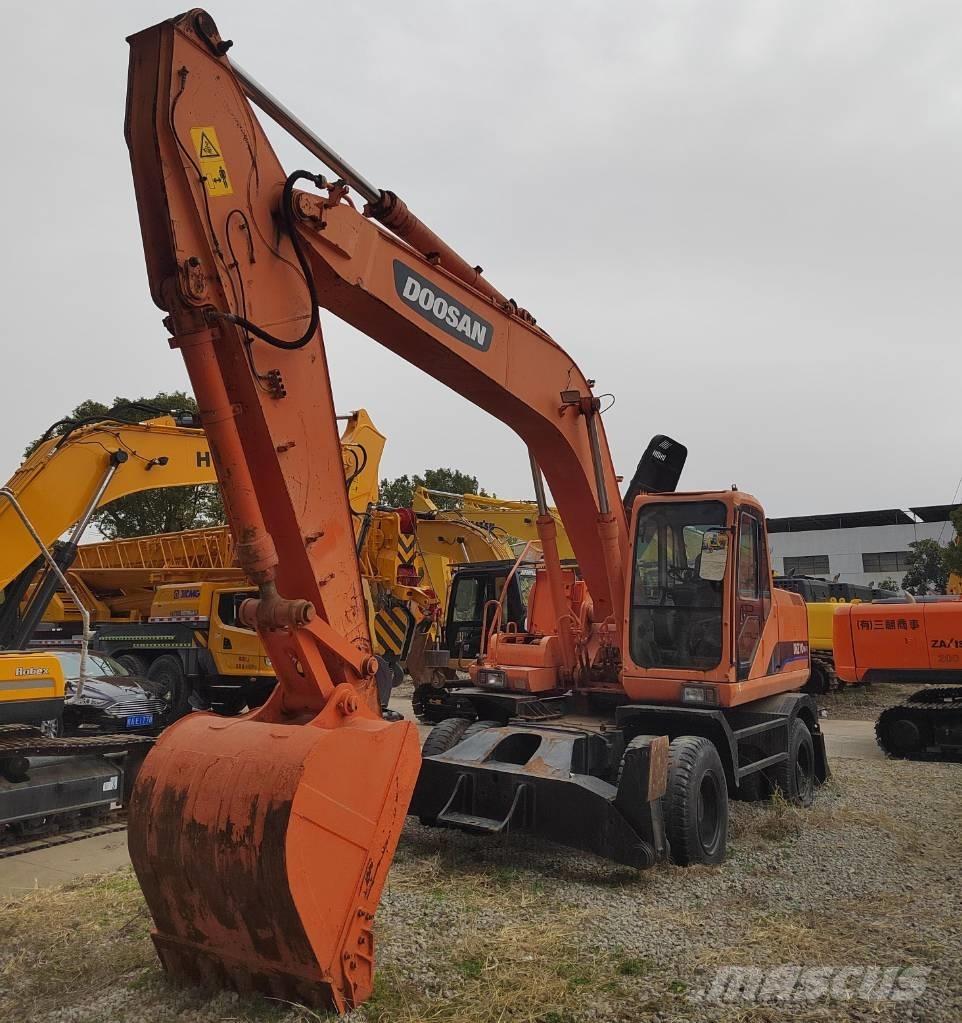 Doosan DH210W-7 Bageri na kotačima