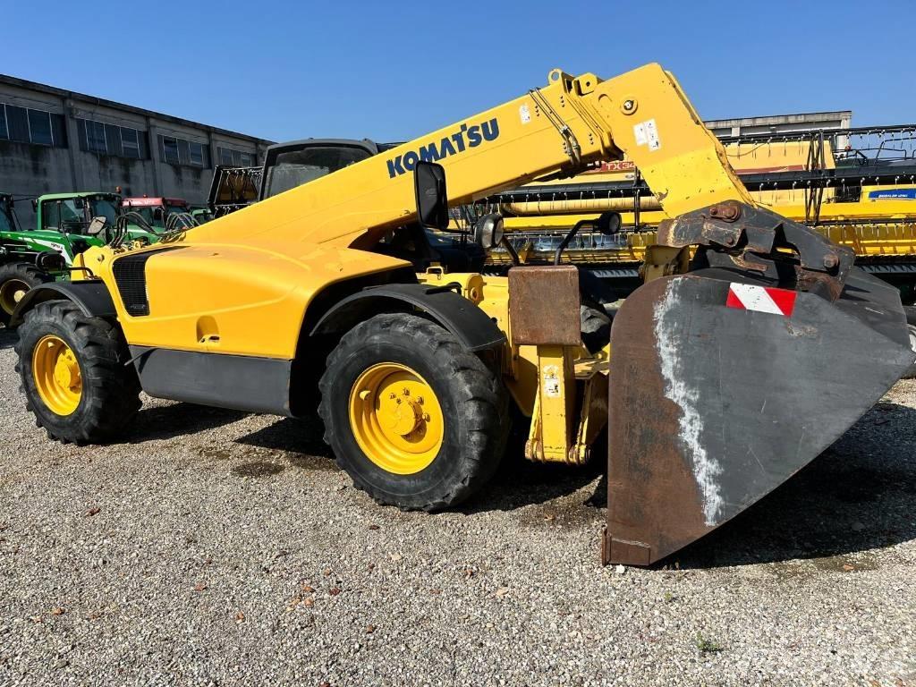 Komatsu WH 713 Teleskopski viličari