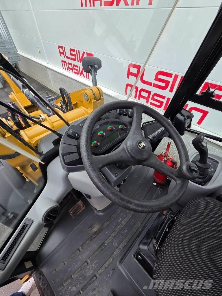 CAT 906 Utovarivači na kotačima