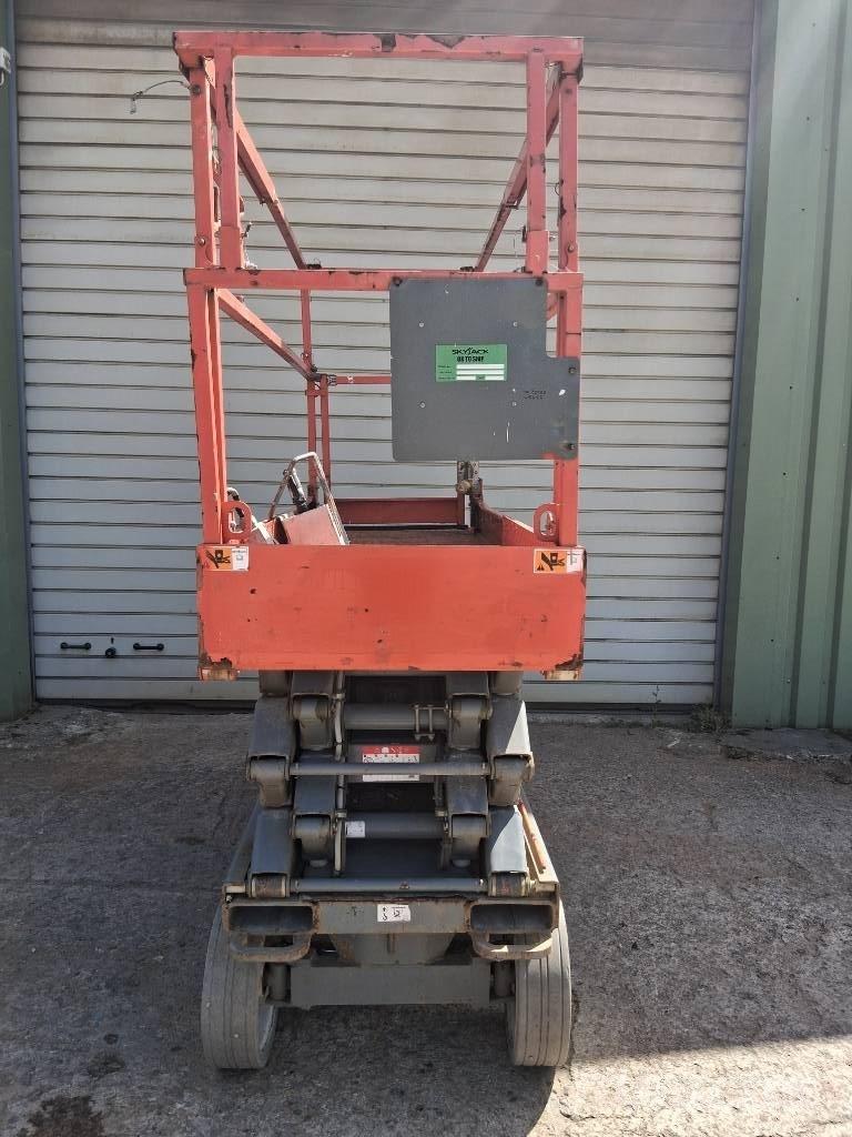 SkyJack SJ III 3226 Škaraste platforme
