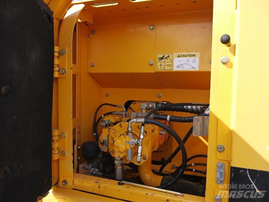 Hyundai R 140 LC-7 Bageri gusjeničari