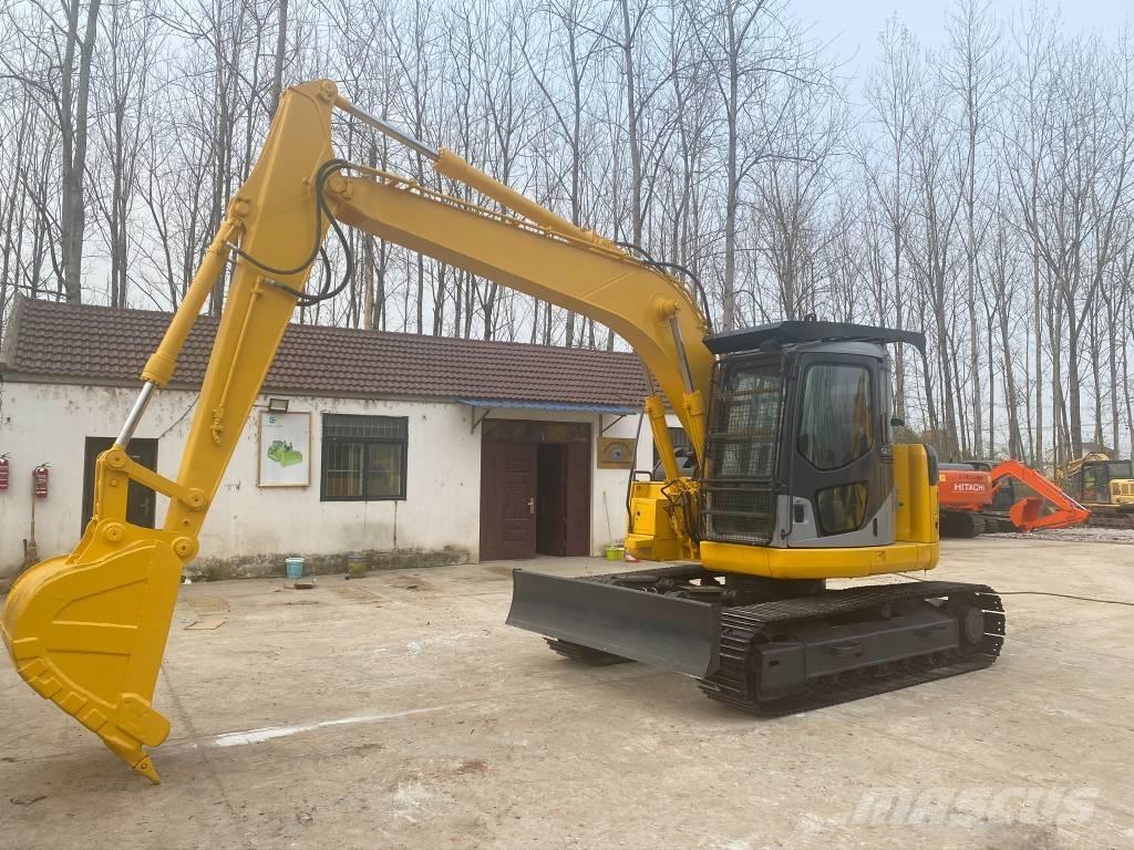 Komatsu PC128US Bageri gusjeničari