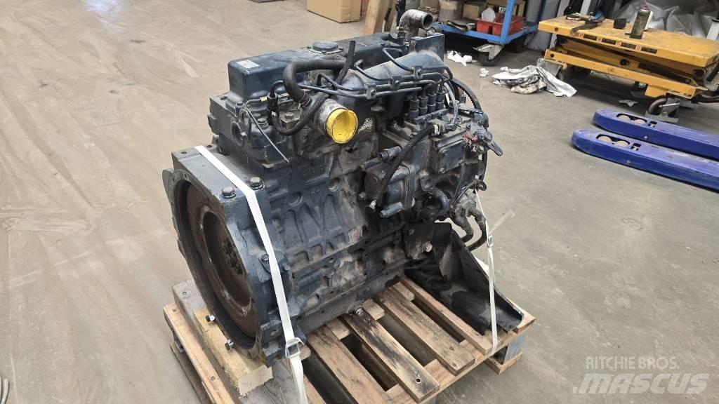 Kubota V2403 Motori