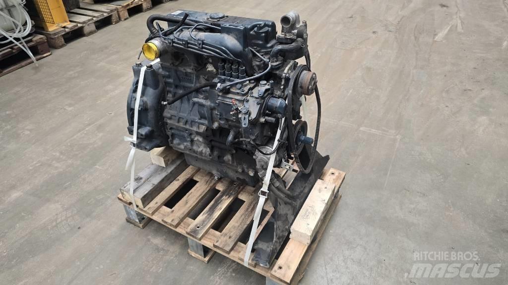 Kubota V2403 Motori