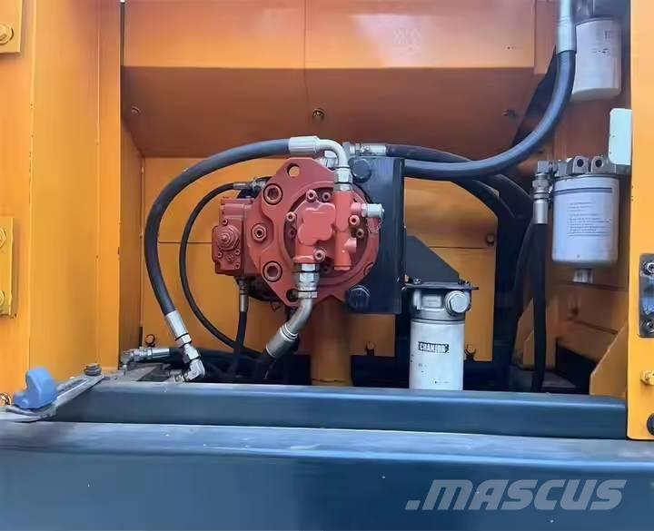 Hyundai R220LC-9S Bageri gusjeničari